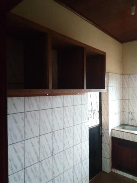 Mendong appartement 2 chambres salon cuisine douches avec parking plus studio moderne  BRAD IMMO